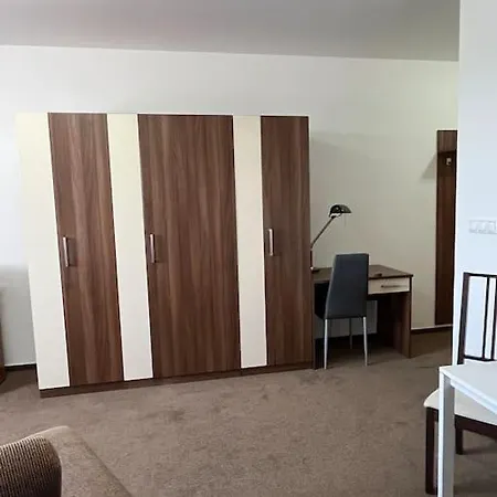 Kludny Apartman Apartament *